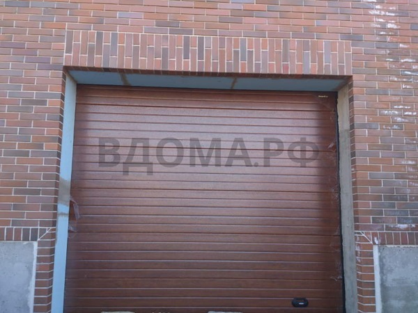 Секционные ворота Дорханмаркизы